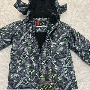 Stoic brand boys (8) insulated hooded winter ski jacket
